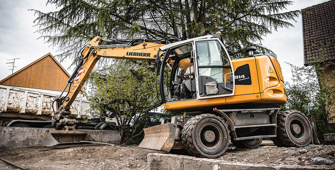 pelleteuse travaux terrassement